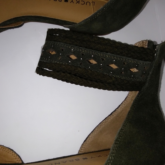 LUCKY 🍀 BRAND  - Madoz Ankle Strap Flat - Picture 5 of 9